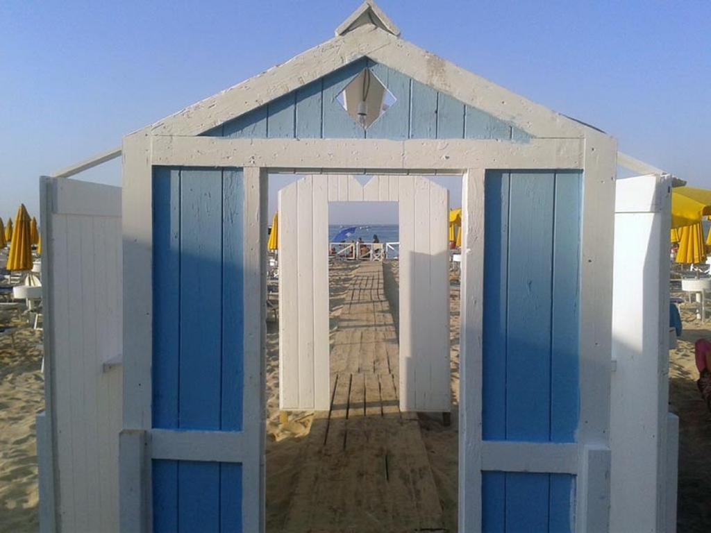 Home Beach Mondello Galatea الغرفة الصورة
